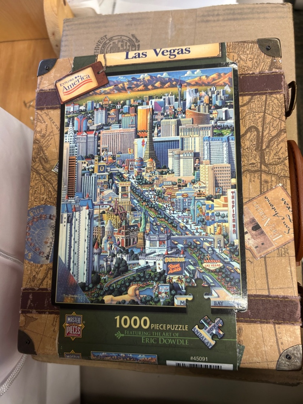 Las Vegas 1000-Piece Jigsaw Puzzle - Eric Dowdle Artwork - Multicolor